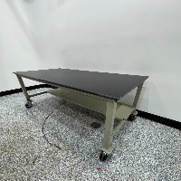 Global Industrial 6' Portable Lab Bench image 1
